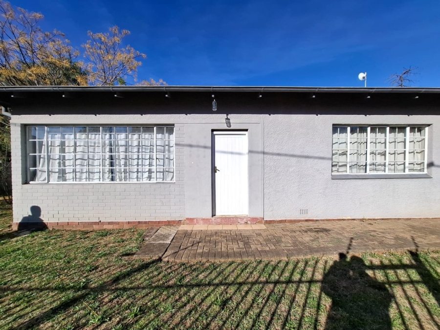6 Bedroom Property for Sale in Willows Free State